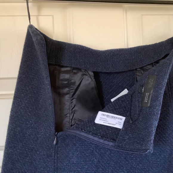 ZARA Wool Blend Textured Midi Skirt Navy SZ S. - Picture 10 of 16